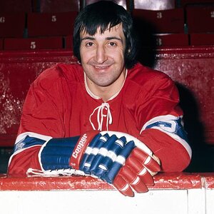 Borje Salming vs Guy Lapointe in the 78 showdown.