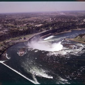 Horseshoe Falls in Niagara Falls in the 1950s