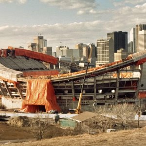 Construction of the Saddledome in Calgary in the early 1980s
